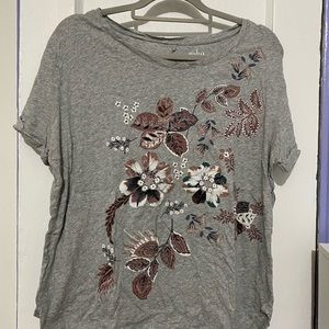 Grey, floral short sleeve
